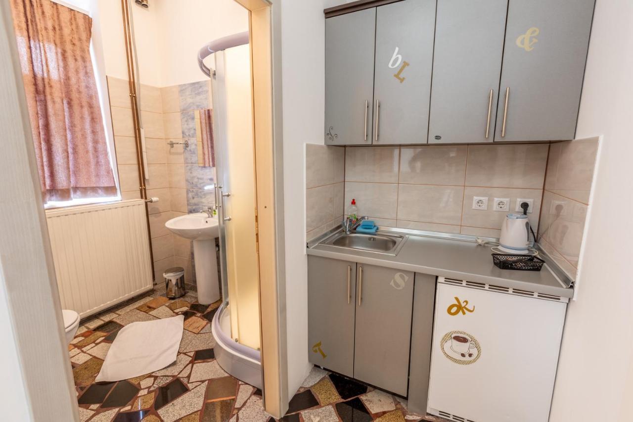 Apartments Villa Kobilj Баня Лука Екстериор снимка