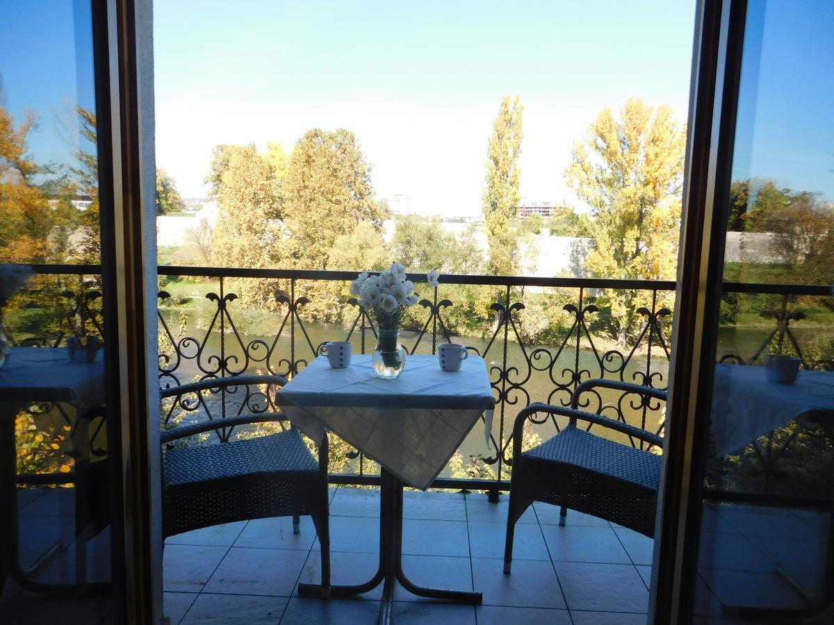 Apartments Villa Kobilj Баня Лука Екстериор снимка